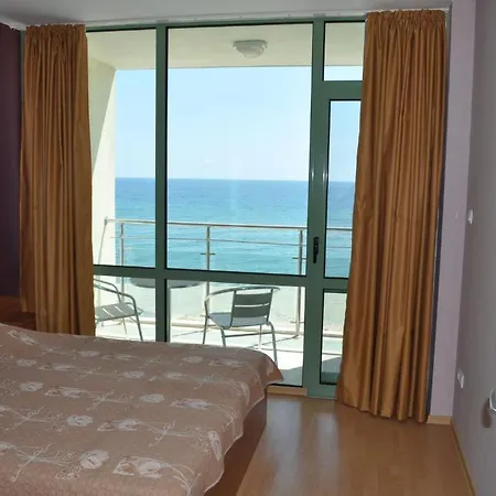 Ξενοδοχείο με διαμερίσματα Kabakum Beach 2*