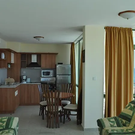 公寓式酒店 金沙海滩公寓 2*