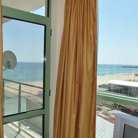 Ξενοδοχείο με διαμερίσματα Kabakum Beach 2*
