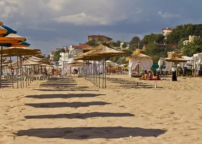 Kabakum Beach Goldstrand